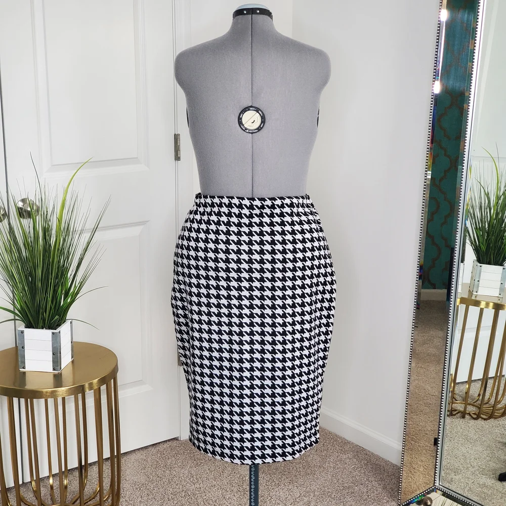 Express Women's Pencil Skirt, Black/White (Size L) - Picture 3 of 8